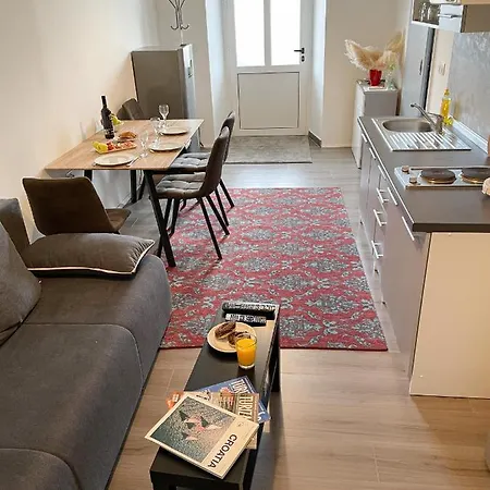 Sea Star Apartment
